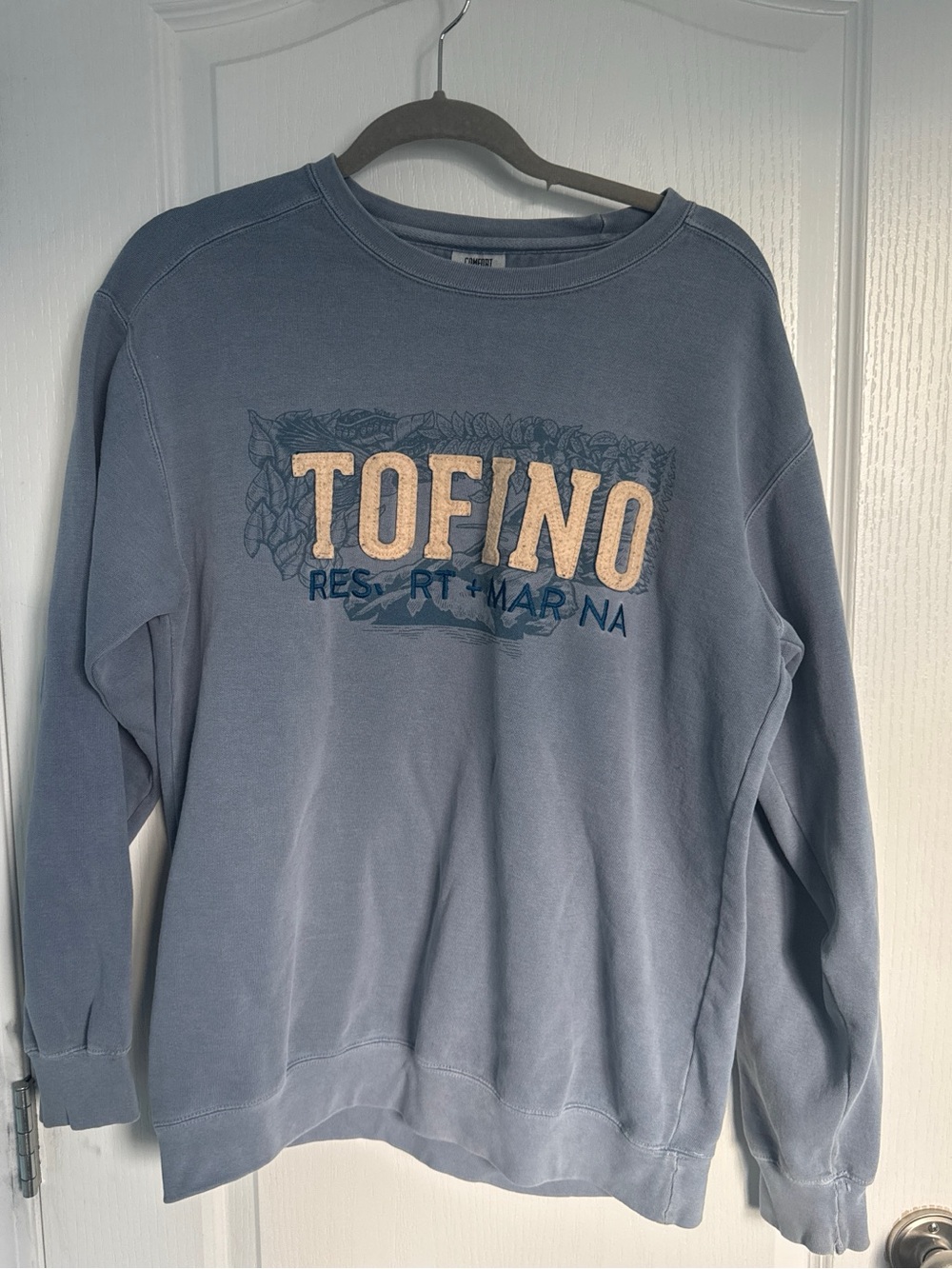 Comfort Colors Tofino Resort Marina Blue Crewneck Sweatshirt Size Medium